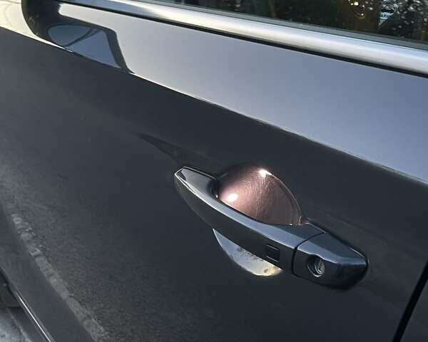 Серый Хендай i30, объемом двигателя 1.5 л и пробегом 72 тыс. км за 17800 $, фото 30 на Automoto.ua