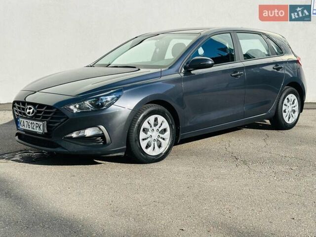 Сірий Хендай i30, об'ємом двигуна 1.5 л та пробігом 78 тис. км за 16900 $, фото 1 на Automoto.ua