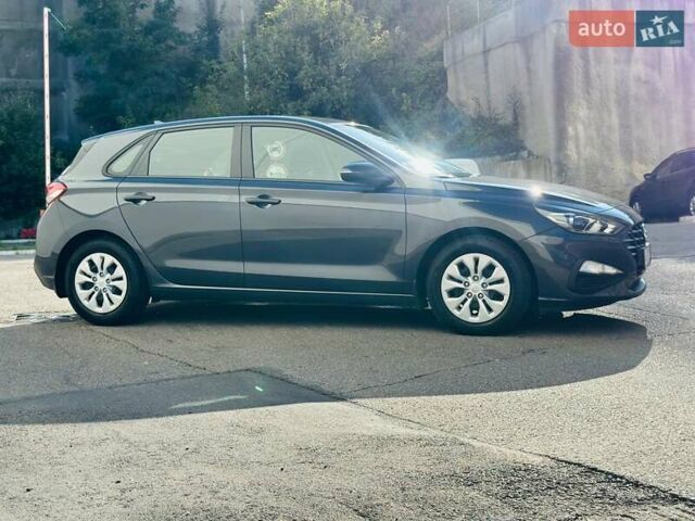 Сірий Хендай i30, об'ємом двигуна 1.5 л та пробігом 78 тис. км за 16900 $, фото 35 на Automoto.ua