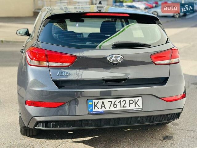 Сірий Хендай i30, об'ємом двигуна 1.5 л та пробігом 78 тис. км за 16900 $, фото 22 на Automoto.ua