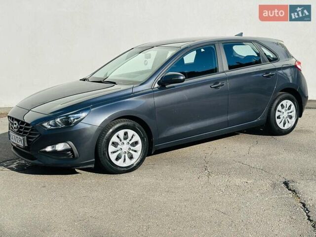 Сірий Хендай i30, об'ємом двигуна 1.5 л та пробігом 78 тис. км за 16900 $, фото 3 на Automoto.ua