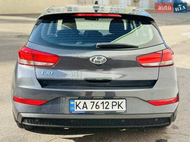 Сірий Хендай i30, об'ємом двигуна 1.5 л та пробігом 78 тис. км за 16900 $, фото 23 на Automoto.ua