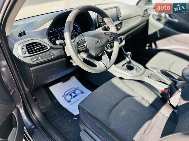 Сірий Хендай i30, об'ємом двигуна 1.5 л та пробігом 78 тис. км за 16900 $, фото 49 на Automoto.ua
