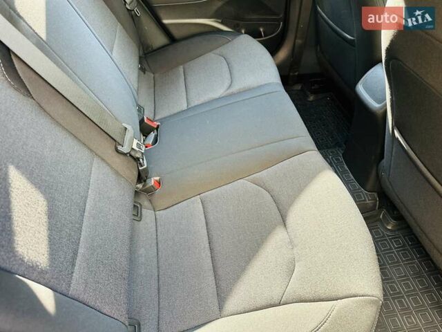 Сірий Хендай i30, об'ємом двигуна 1.5 л та пробігом 78 тис. км за 16900 $, фото 61 на Automoto.ua