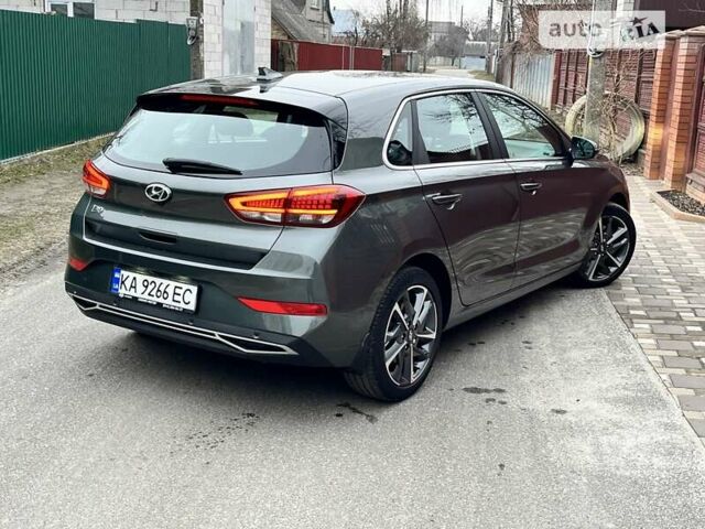 Сірий Хендай i30, об'ємом двигуна 1.5 л та пробігом 74 тис. км за 18500 $, фото 3 на Automoto.ua