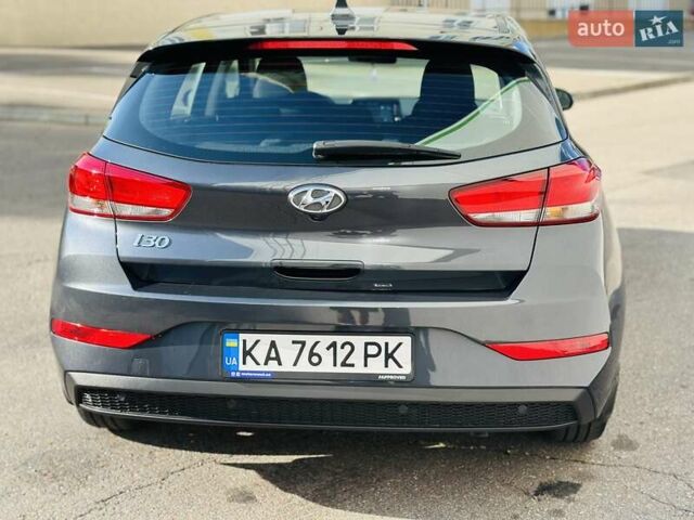 Сірий Хендай i30, об'ємом двигуна 1.5 л та пробігом 78 тис. км за 16900 $, фото 25 на Automoto.ua