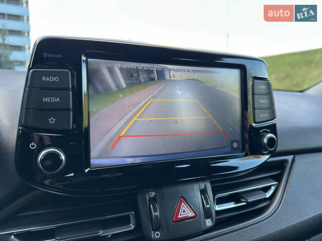 Серый Хендай i30, объемом двигателя 1.5 л и пробегом 81 тыс. км за 17400 $, фото 48 на Automoto.ua