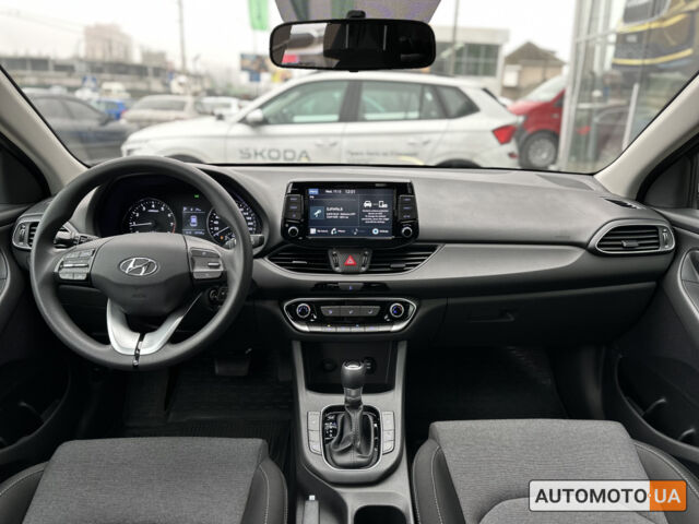 Серый Хендай i30, объемом двигателя 1.5 л и пробегом 50 тыс. км за 16800 $, фото 11 на Automoto.ua