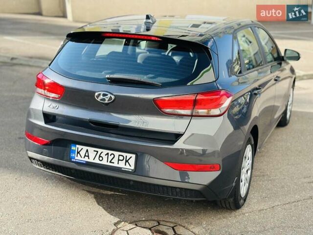 Сірий Хендай i30, об'ємом двигуна 1.5 л та пробігом 78 тис. км за 16900 $, фото 26 на Automoto.ua