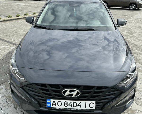 Сірий Хендай i30, об'ємом двигуна 1.5 л та пробігом 10 тис. км за 18300 $, фото 18 на Automoto.ua