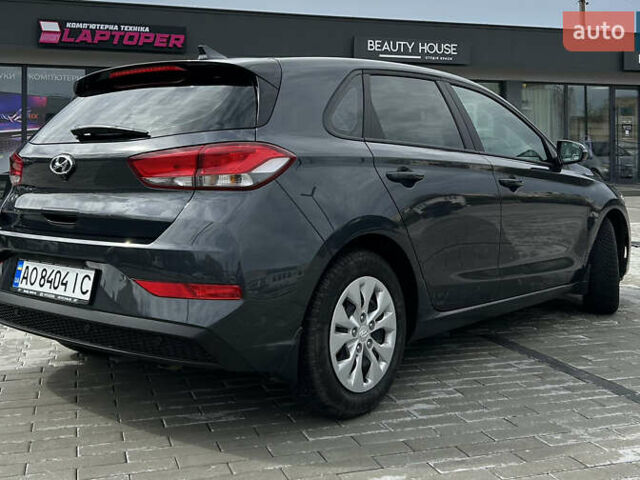 Сірий Хендай i30, об'ємом двигуна 1.5 л та пробігом 10 тис. км за 18300 $, фото 16 на Automoto.ua