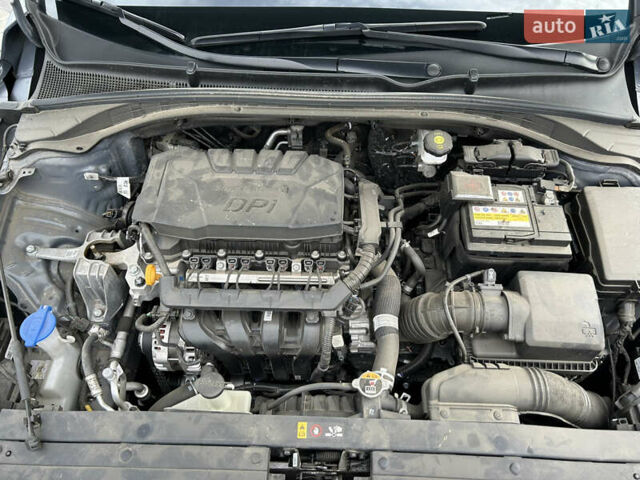 Сірий Хендай i30, об'ємом двигуна 1.5 л та пробігом 10 тис. км за 18300 $, фото 4 на Automoto.ua
