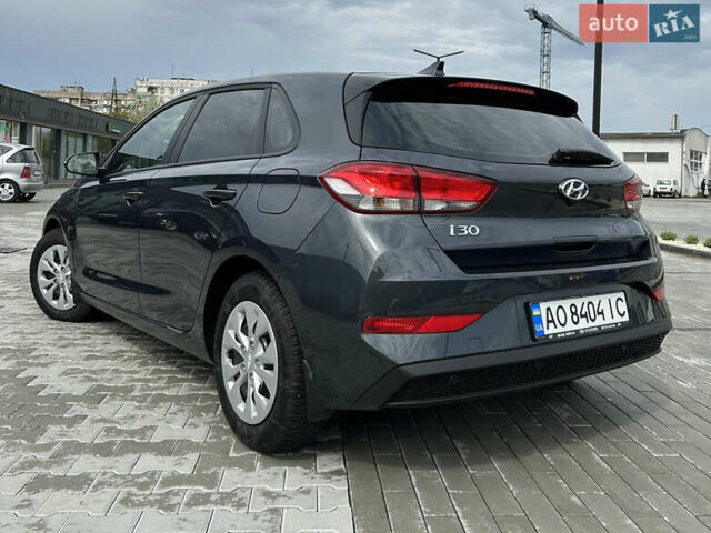 Сірий Хендай i30, об'ємом двигуна 1.5 л та пробігом 10 тис. км за 18300 $, фото 14 на Automoto.ua