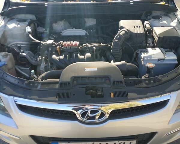 Серый Хендай i30, объемом двигателя 1.4 л и пробегом 167 тыс. км за 6300 $, фото 8 на Automoto.ua