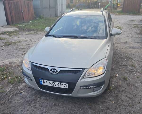 Серый Хендай i30, объемом двигателя 1.58 л и пробегом 270 тыс. км за 5000 $, фото 12 на Automoto.ua