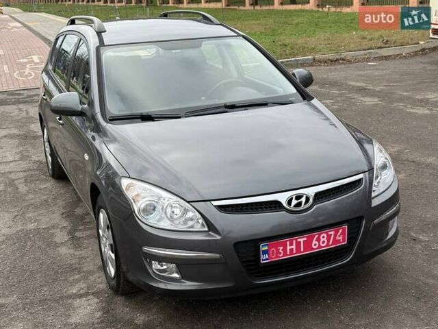 Сірий Хендай i30, об'ємом двигуна 1.6 л та пробігом 201 тис. км за 6800 $, фото 7 на Automoto.ua