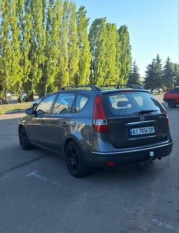 Серый Хендай i30, объемом двигателя 1.6 л и пробегом 265 тыс. км за 6500 $, фото 4 на Automoto.ua