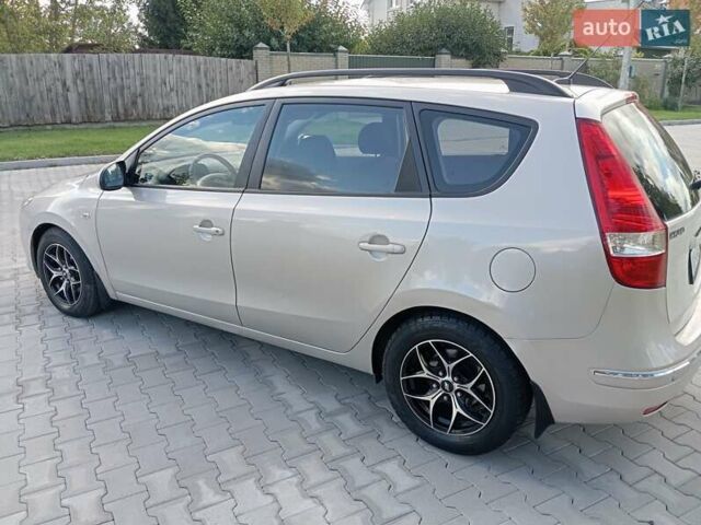 Сірий Хендай i30, об'ємом двигуна 1.6 л та пробігом 250 тис. км за 6700 $, фото 3 на Automoto.ua
