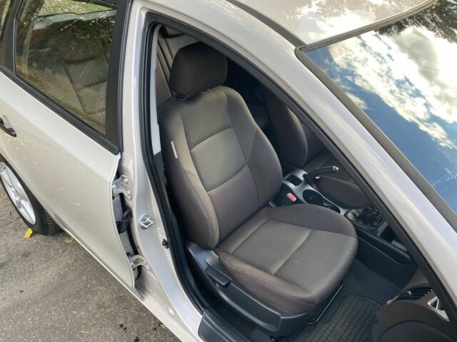 Серый Хендай i30, объемом двигателя 1.6 л и пробегом 209 тыс. км за 6999 $, фото 13 на Automoto.ua