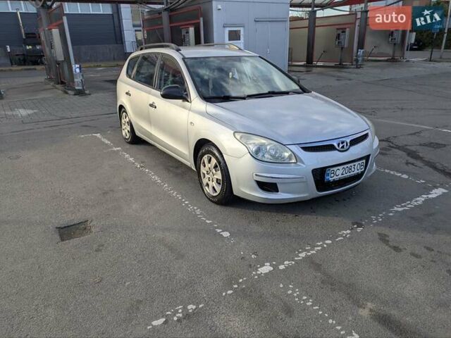 Сірий Хендай i30, об'ємом двигуна 1.59 л та пробігом 261 тис. км за 5699 $, фото 11 на Automoto.ua