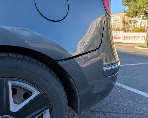 Серый Хендай i30, объемом двигателя 1.6 л и пробегом 248 тыс. км за 5350 $, фото 22 на Automoto.ua