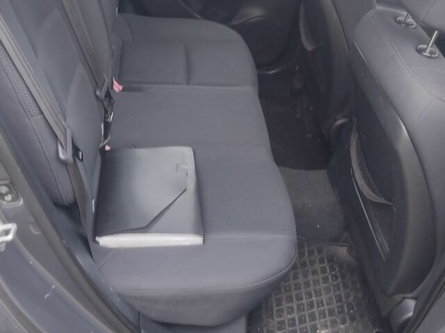 Серый Хендай i30, объемом двигателя 1.6 л и пробегом 267 тыс. км за 6800 $, фото 3 на Automoto.ua