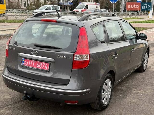Сірий Хендай i30, об'ємом двигуна 1.6 л та пробігом 201 тис. км за 6800 $, фото 2 на Automoto.ua