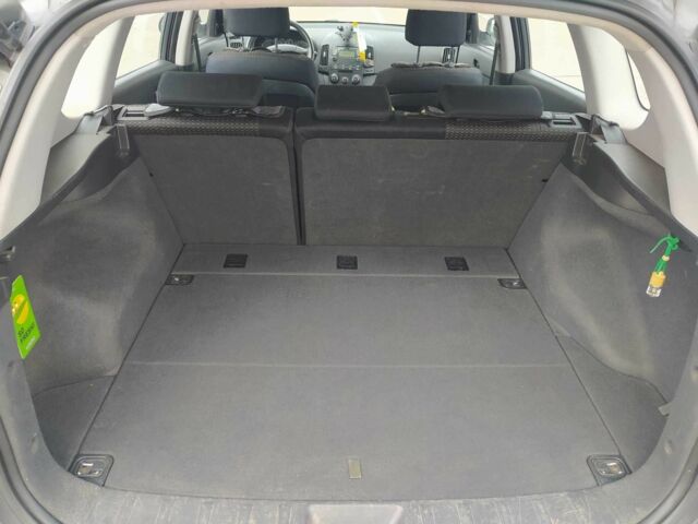 Серый Хендай i30, объемом двигателя 1.6 л и пробегом 248 тыс. км за 5350 $, фото 18 на Automoto.ua