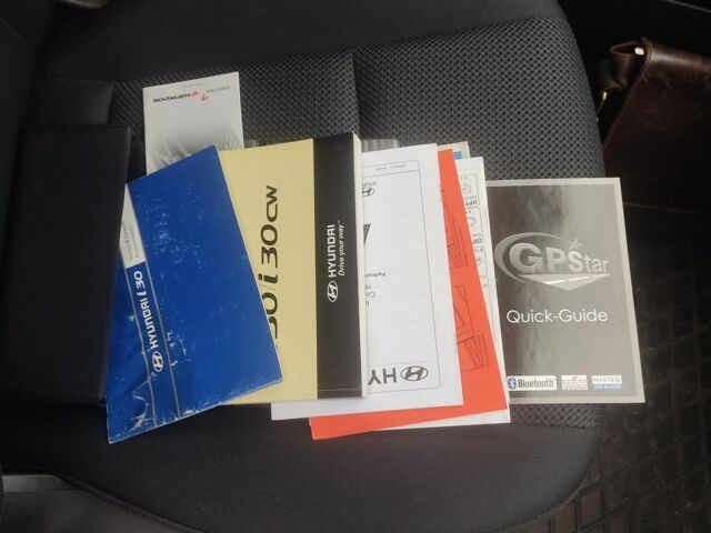 Серый Хендай i30, объемом двигателя 1.6 л и пробегом 267 тыс. км за 6800 $, фото 6 на Automoto.ua