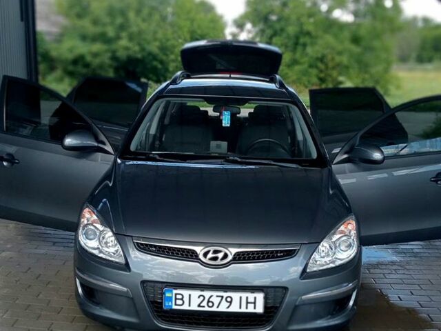 Серый Хендай i30, объемом двигателя 1.6 л и пробегом 204 тыс. км за 7000 $, фото 7 на Automoto.ua