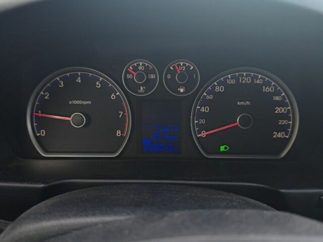 Хендай i30 2008 в Киеве на Automoto.ua Серый Хендай i30, объемом двигателя 1.6 л и пробегом 270 тыс. км за 5000 $, фото 15 на Automoto.ua