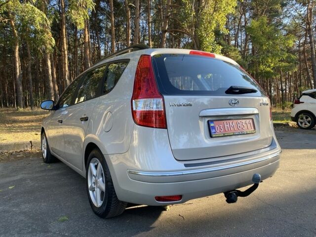 Серый Хендай i30, объемом двигателя 1.6 л и пробегом 209 тыс. км за 6999 $, фото 7 на Automoto.ua