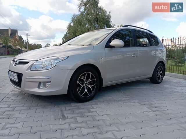 Сірий Хендай i30, об'ємом двигуна 1.6 л та пробігом 250 тис. км за 6700 $, фото 4 на Automoto.ua