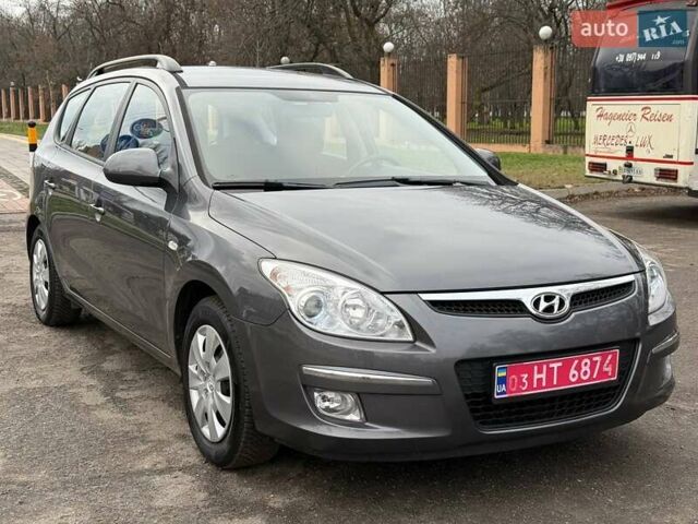 Сірий Хендай i30, об'ємом двигуна 1.6 л та пробігом 201 тис. км за 6800 $, фото 5 на Automoto.ua