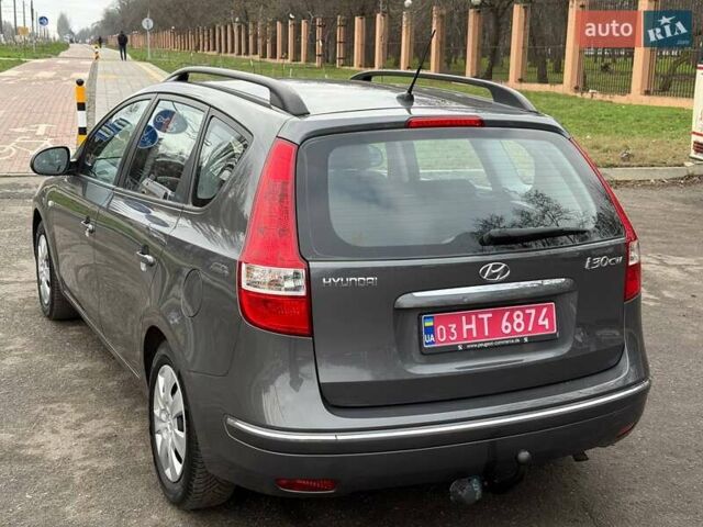 Сірий Хендай i30, об'ємом двигуна 1.6 л та пробігом 201 тис. км за 6800 $, фото 9 на Automoto.ua