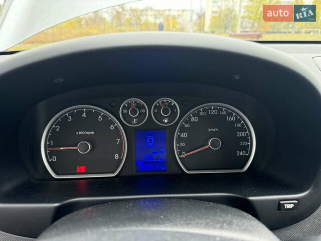 Серый Хендай i30, объемом двигателя 1.6 л и пробегом 189 тыс. км за 5999 $, фото 8 на Automoto.ua