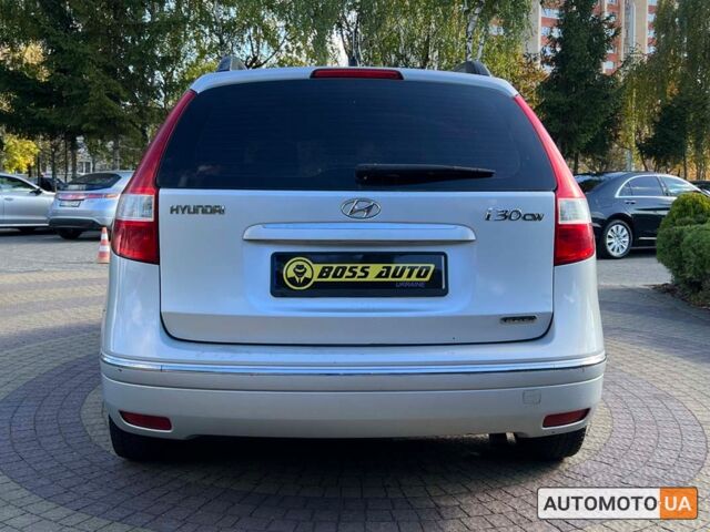 Серый Хендай i30, объемом двигателя 1.6 л и пробегом 305 тыс. км за 6800 $, фото 5 на Automoto.ua