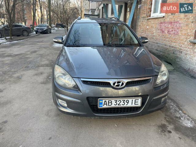 Серый Хендай i30, объемом двигателя 1.6 л и пробегом 245 тыс. км за 6100 $, фото 26 на Automoto.ua