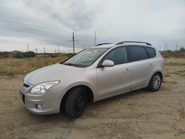 Сірий Хендай i30, об'ємом двигуна 0 л та пробігом 280 тис. км за 2914 $, фото 5 на Automoto.ua