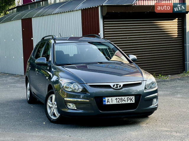 Серый Хендай i30, объемом двигателя 1.59 л и пробегом 229 тыс. км за 6900 $, фото 1 на Automoto.ua