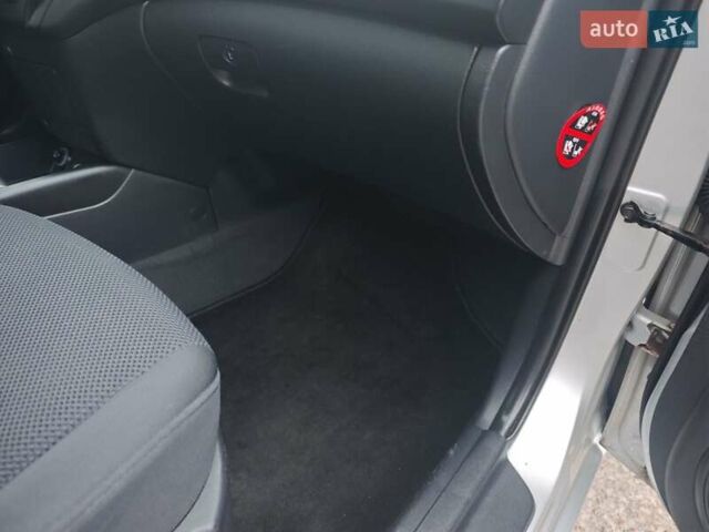 Серый Хендай i30, объемом двигателя 1.6 л и пробегом 190 тыс. км за 5697 $, фото 11 на Automoto.ua
