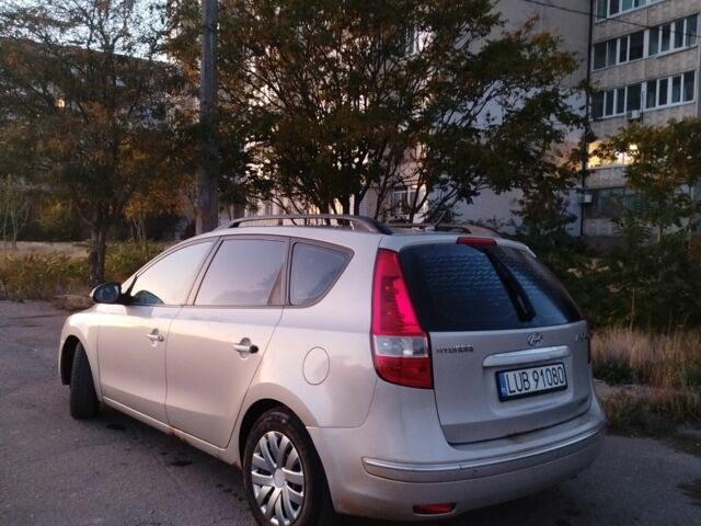 Сірий Хендай i30, об'ємом двигуна 0 л та пробігом 280 тис. км за 2914 $, фото 11 на Automoto.ua