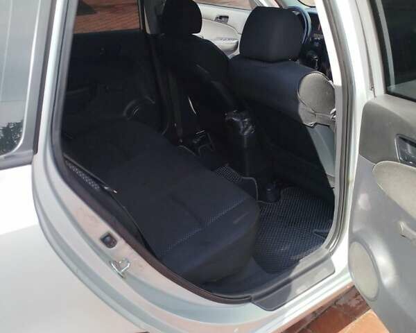 Хендай i30 2009 в Бердичеве на Automoto.ua Серый Хендай i30, объемом двигателя 1.6 л и пробегом 318 тыс. км за 5800 $, фото 12 на Automoto.ua