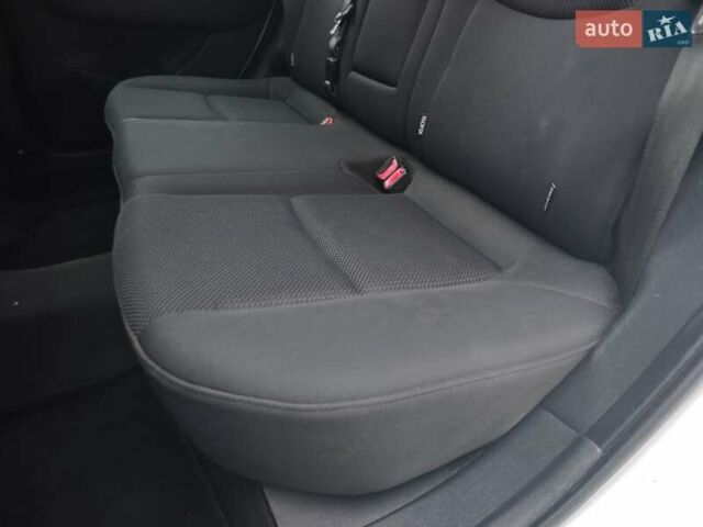 Серый Хендай i30, объемом двигателя 1.6 л и пробегом 190 тыс. км за 5697 $, фото 18 на Automoto.ua