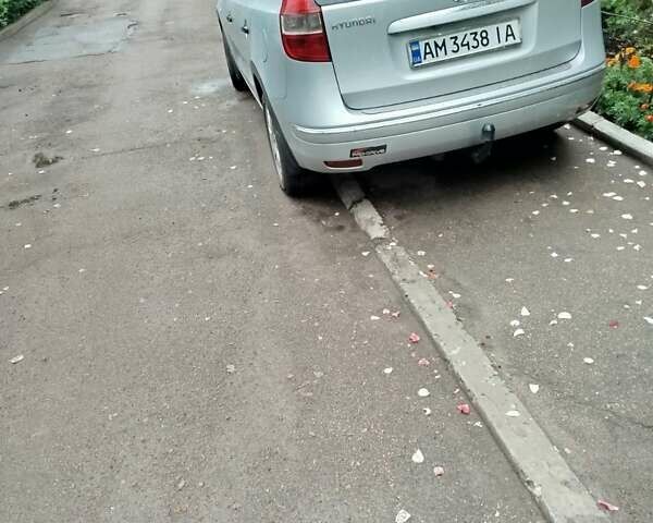 Хендай i30 2009 в Бердичеве на Automoto.ua Серый Хендай i30, объемом двигателя 1.6 л и пробегом 318 тыс. км за 5800 $, фото 5 на Automoto.ua