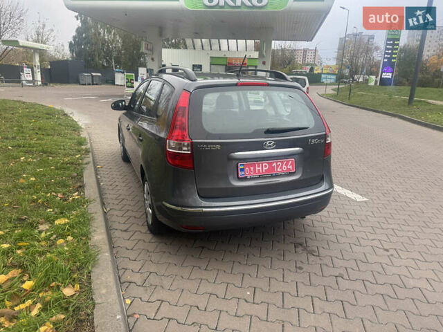 Хендай i30 2009 в Белой Церкве на Automoto.ua Серый Хендай i30, объемом двигателя 1.6 л и пробегом 212 тыс. км за 6800 $, фото 6 на Automoto.ua