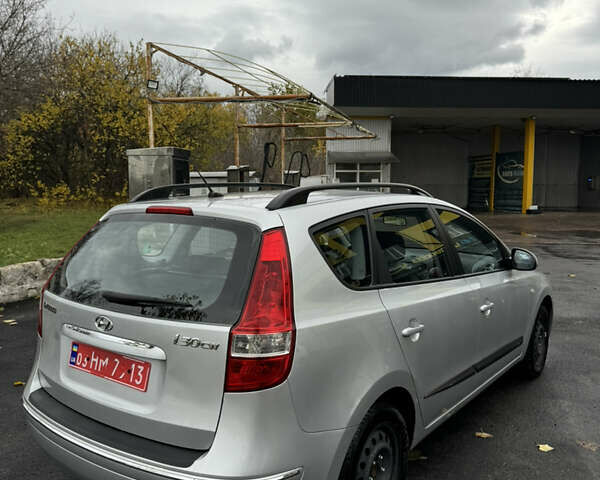 Серый Хендай i30, объемом двигателя 1.6 л и пробегом 189 тыс. км за 5999 $, фото 3 на Automoto.ua