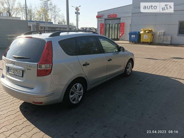 Сірий Хендай i30, об'ємом двигуна 1.4 л та пробігом 180 тис. км за 4999 $, фото 3 на Automoto.ua
