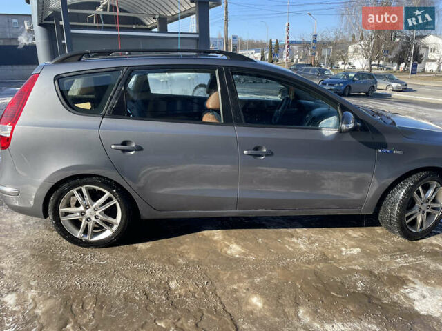 Серый Хендай i30, объемом двигателя 1.6 л и пробегом 245 тыс. км за 6100 $, фото 52 на Automoto.ua