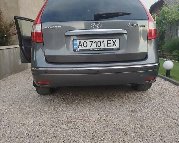 Серый Хендай i30, объемом двигателя 1.59 л и пробегом 140 тыс. км за 7200 $, фото 17 на Automoto.ua